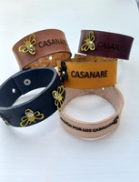 Brazaletes en retal de cuero: Estilo y Significado en Tus Manos (Unidad)