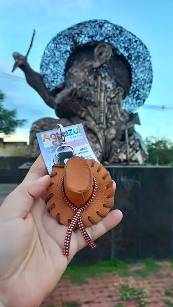 Sombrero en cuero
