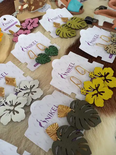ARETES CAYENAS