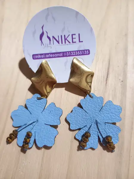 ARETES CAYENAS