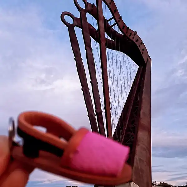 Llavero Cotiza en cuero
